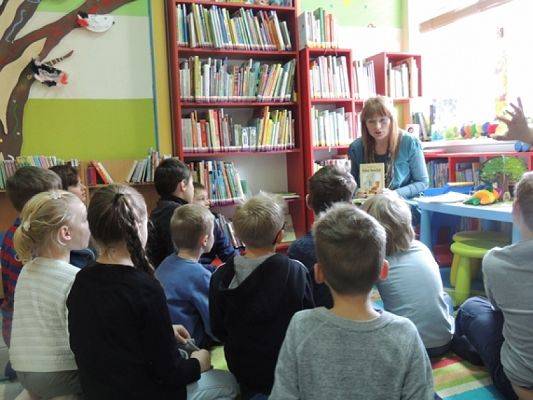 ,,WIELKI POWRÓT KUBUSIA PUCHATKA" - LEKCJA BIBLIOTECZNA KL.II