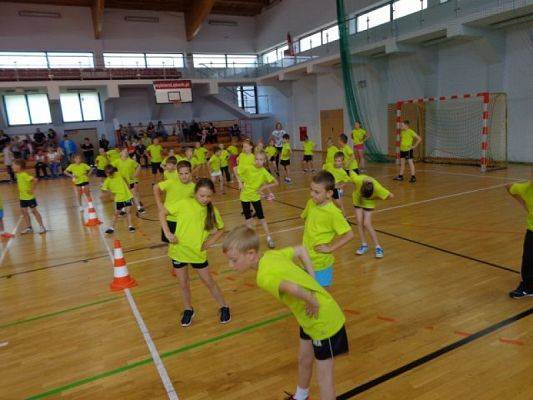 Konkurs Sportowy dla klas I-III „Kto z nas lepiej i prędzej”