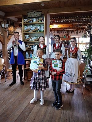 Nagrody w XX Pomorskim Konkursie Plastycznym ,,Ziemia Kaszubska Słoneczna i Czysta"