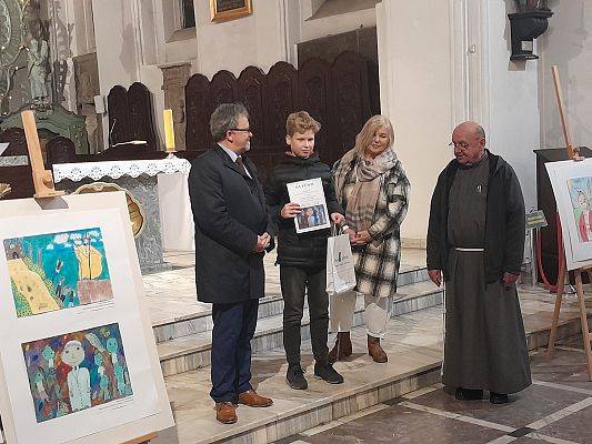 Nagrody w Powiatowym Konkursie Plastycznym "Jan Paweł II – Blask prawdy"