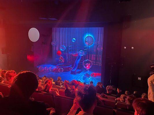 Wyjazd uczniów klas VI,VII i VIII do Teatru Nowego w Słupsku