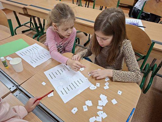 Magiczny Świat Hiszpańskiego dla Małych Odkrywców - kółko języka hiszpańskiego