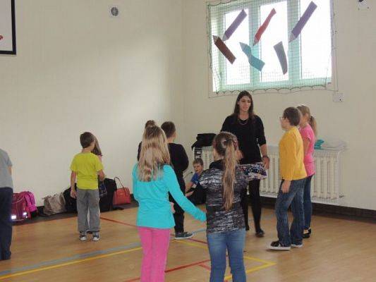 A „Lęborskie Słoneczka” tańczą i tańczą…