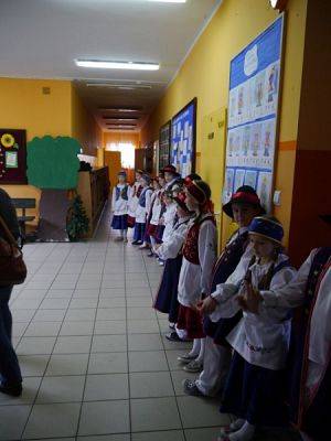 Występ taneczny zespołu „Lãbòrsczé Słunuszka”