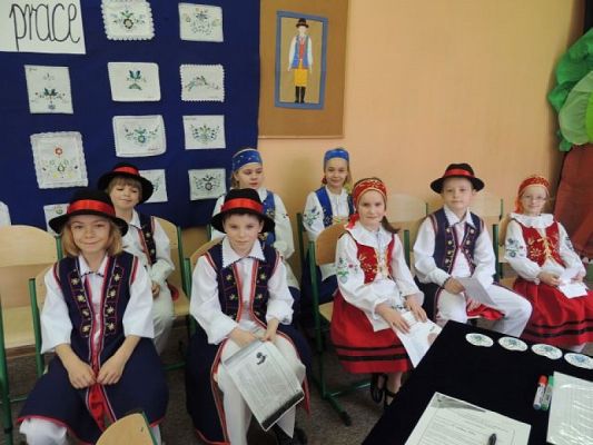 SZKOLNY KONKURS RECYTATORSKI LITERATURY KASZUBSKIEJ "Rodnô Mòwa" 2013