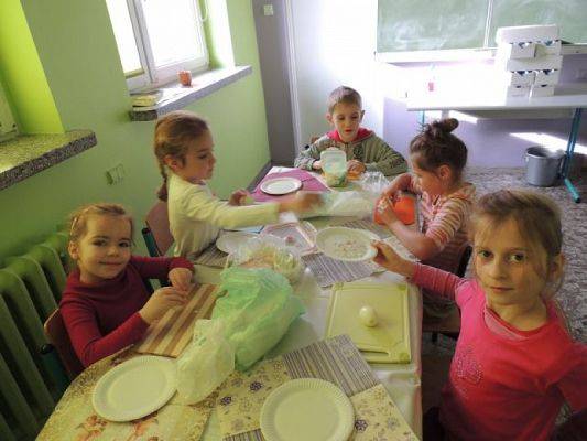 "REGATY NA LIŚCIACH SAŁATY"