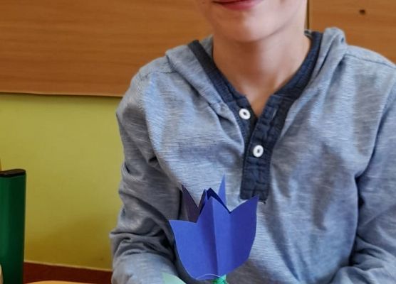 Dzień Kobiet w klasach 1-3 grafika