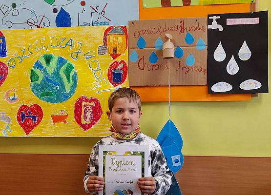 Uczniowie klasy 1b oficjalnie zostali Przyjaciółmi Ziemi grafika