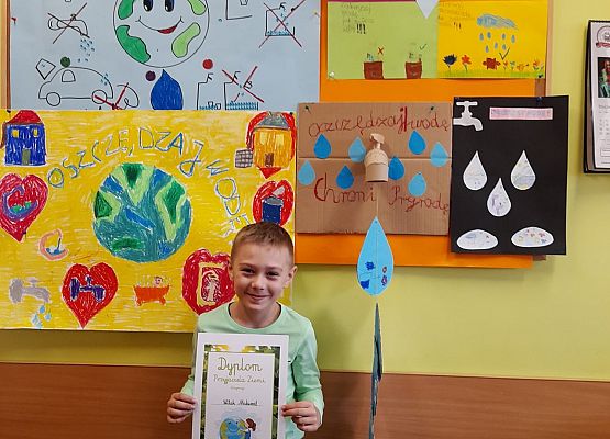 Uczniowie klasy 1b oficjalnie zostali Przyjaciółmi Ziemi grafika