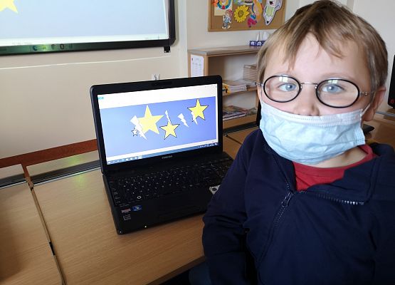 Podróże małe i duże grafika