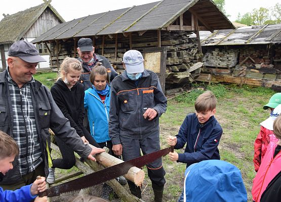 Wycieczka kaszubska klas trzecich grafika