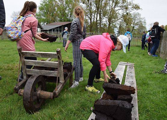 Wycieczka kaszubska klas trzecich grafika