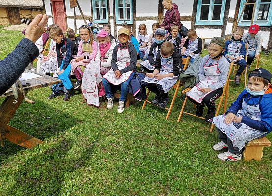 Wycieczka kaszubska klas pierwszych grafika