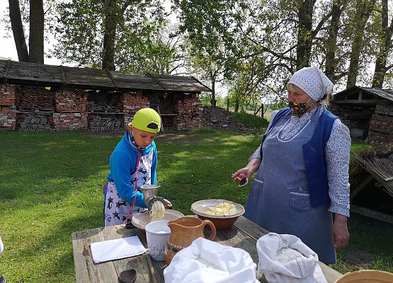 Wycieczka kaszubska klas pierwszych grafika
