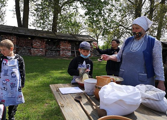Wycieczka kaszubska klas pierwszych grafika