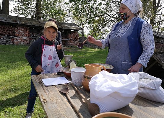 Wycieczka kaszubska klas pierwszych grafika