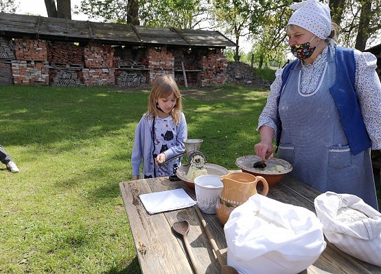 Wycieczka kaszubska klas pierwszych grafika