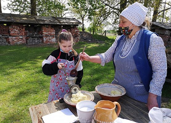 Wycieczka kaszubska klas pierwszych grafika