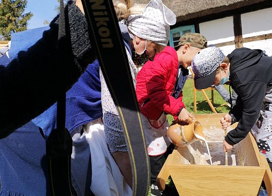 Wycieczka kaszubska klas pierwszych grafika