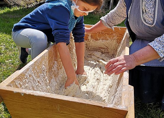 Wycieczka kaszubska klas pierwszych grafika
