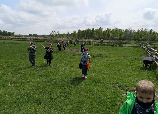 Wycieczka kaszubska klas pierwszych grafika