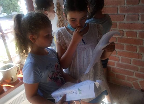 "Zioła, zielarstwo" - lekcja muzealna klasy drugiej (fotorelacja) grafika