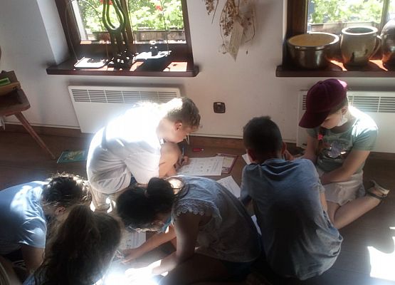 "Zioła, zielarstwo" - lekcja muzealna klasy drugiej (fotorelacja) grafika