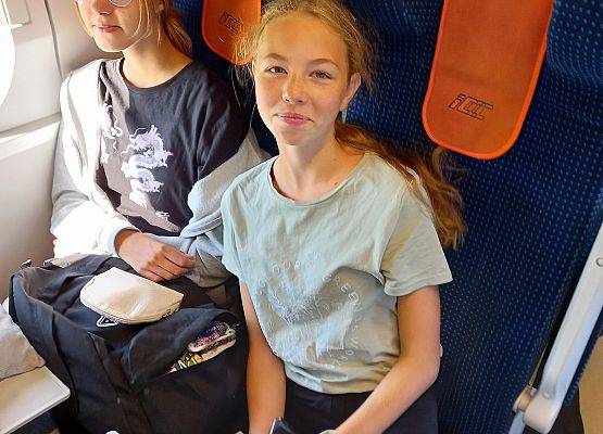 Wycieczka integracyjna klas 8 grafika