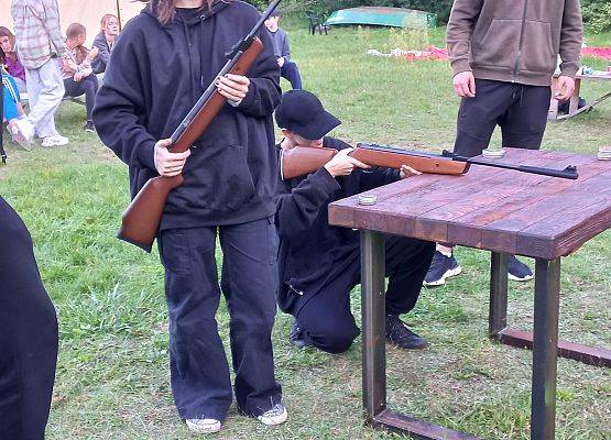 Wycieczka integracyjna klas 8 grafika