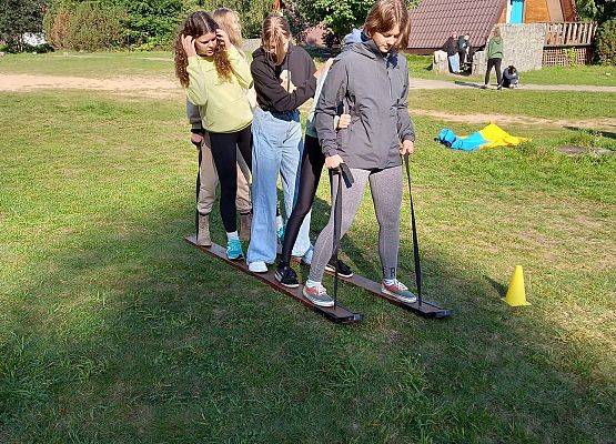 Wycieczka integracyjna klas 8 grafika