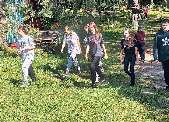 Wycieczka integracyjna klas 8 grafika