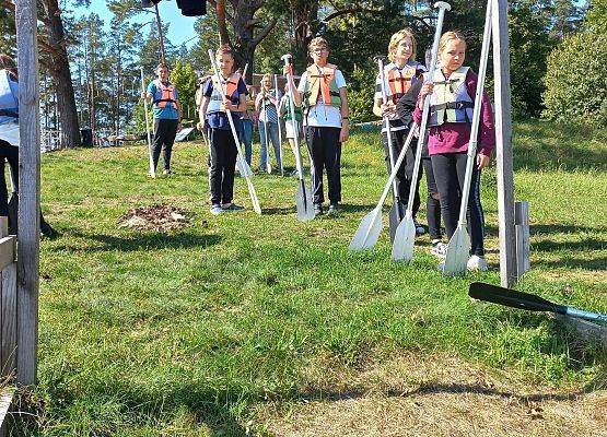 Wycieczka integracyjna klas 8 grafika