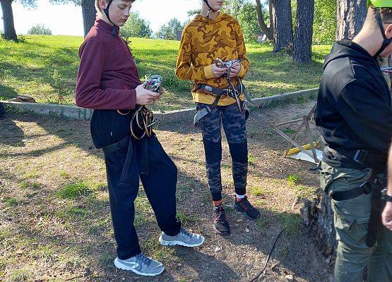 Wycieczka integracyjna klas 8 grafika