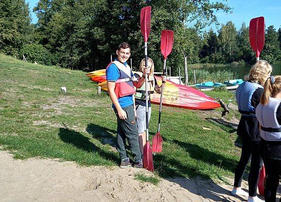 Wycieczka integracyjna klas 8 grafika