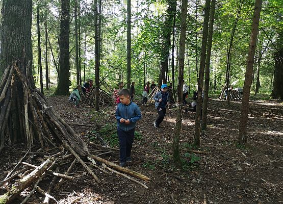 Wycieczka kaszubska klasy do Pałacu pod Bocianim Gniazdem w Runowie grafika