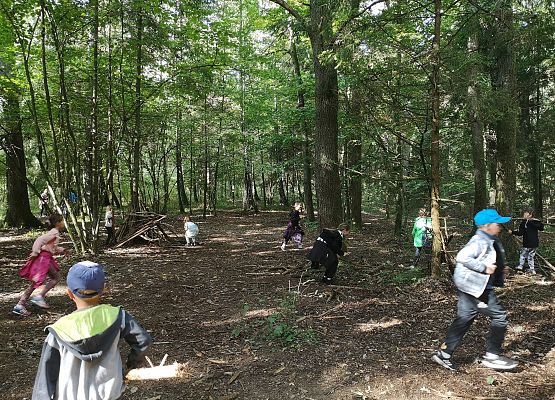Wycieczka kaszubska klasy do Pałacu pod Bocianim Gniazdem w Runowie grafika