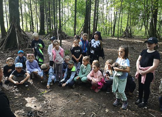 Wycieczka kaszubska klasy do Pałacu pod Bocianim Gniazdem w Runowie grafika