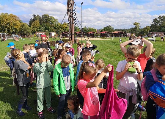Wycieczka kaszubska klasy do Pałacu pod Bocianim Gniazdem w Runowie grafika