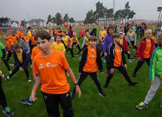 Z podwórka na bieżnię grafika