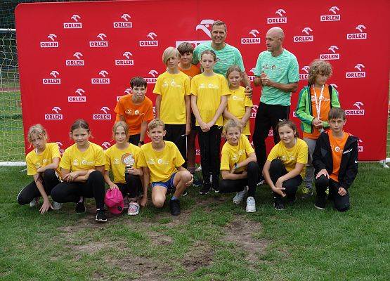 Z podwórka na bieżnię grafika