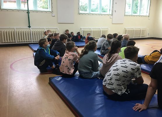 Spotkanie z policjantem grafika