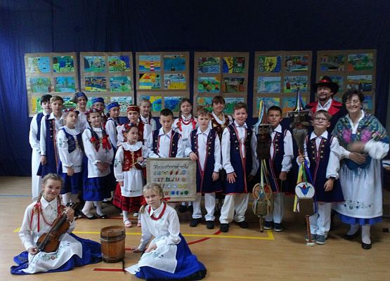 Warsztaty kaszubskie dla gości z Erasmus + grafika