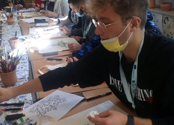 Warsztaty kaszubskie dla gości z Erasmus + grafika