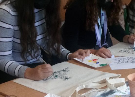 Warsztaty kaszubskie dla gości z Erasmus + grafika