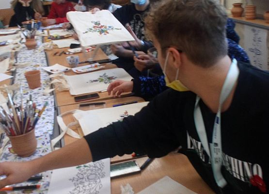 Warsztaty kaszubskie dla gości z Erasmus + grafika