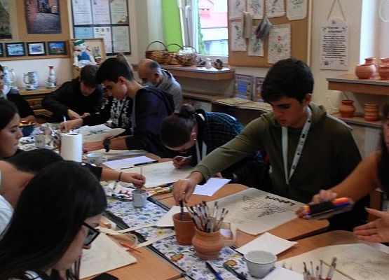 Warsztaty kaszubskie dla gości z Erasmus + grafika