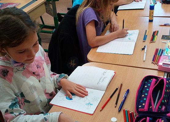 Haft kaszubski – zajęcia w II b grafika