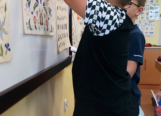 Haft kaszubski – zajęcia w II b grafika