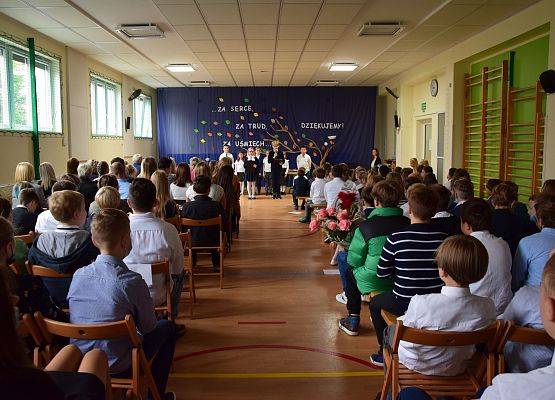 Dzień Edukacji Narodowej grafika