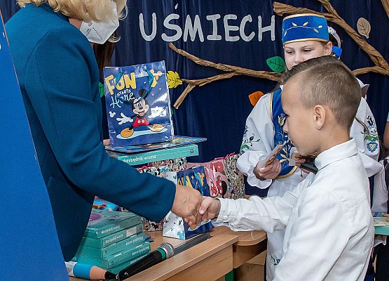 Pasowanie Pierwszoklasistów grafika